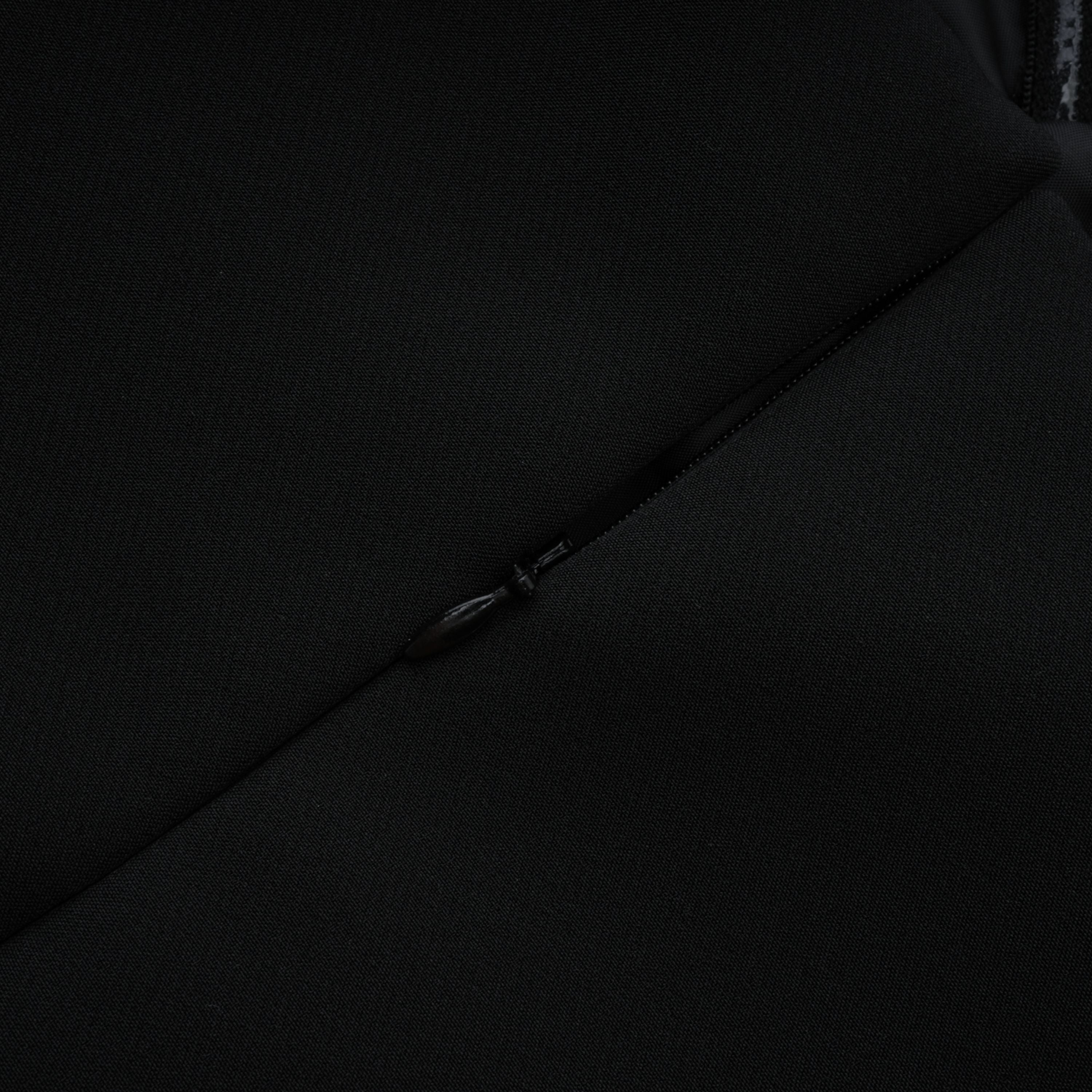 Robe longue à empiècements en dentelle noire