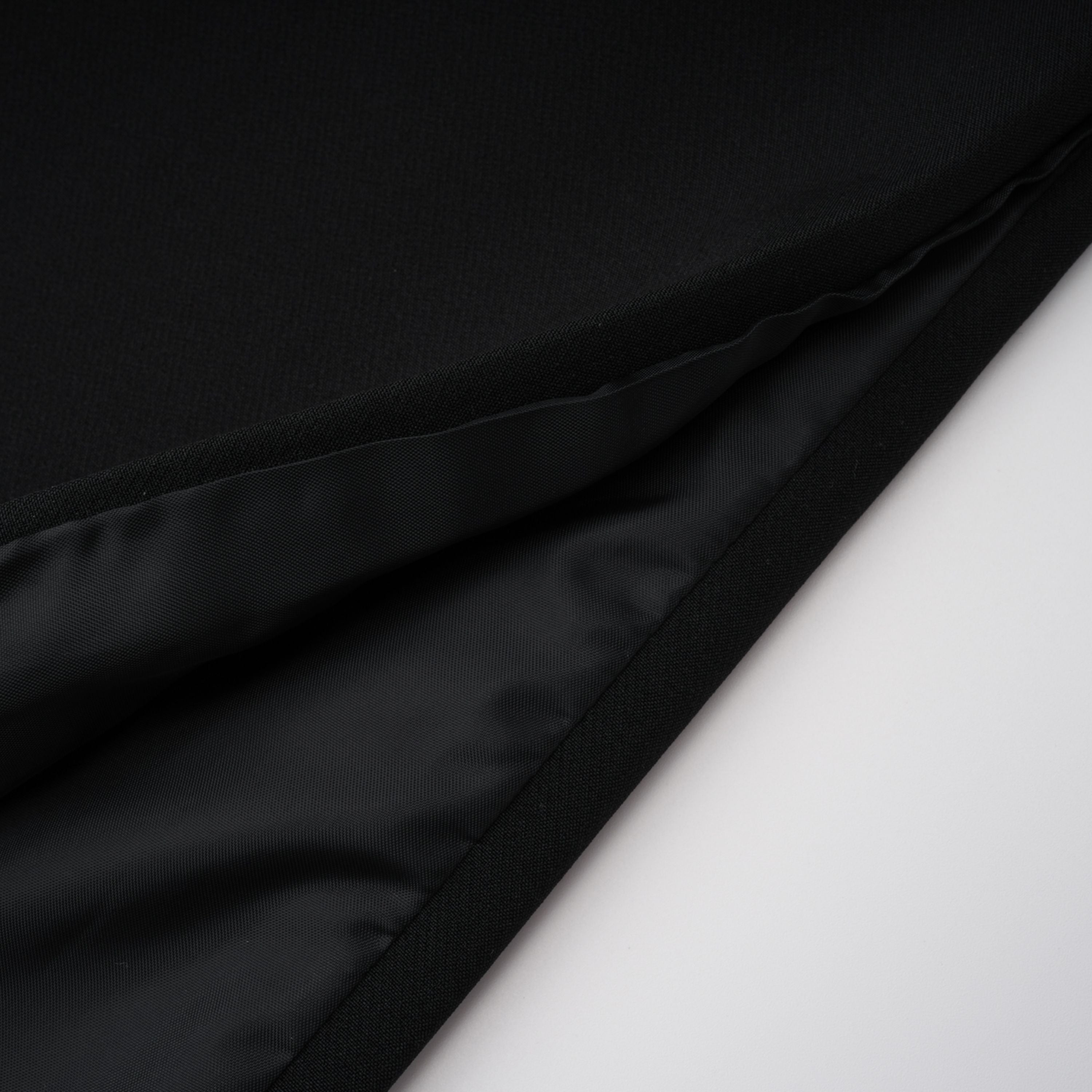 Robe longue à empiècements en dentelle noire