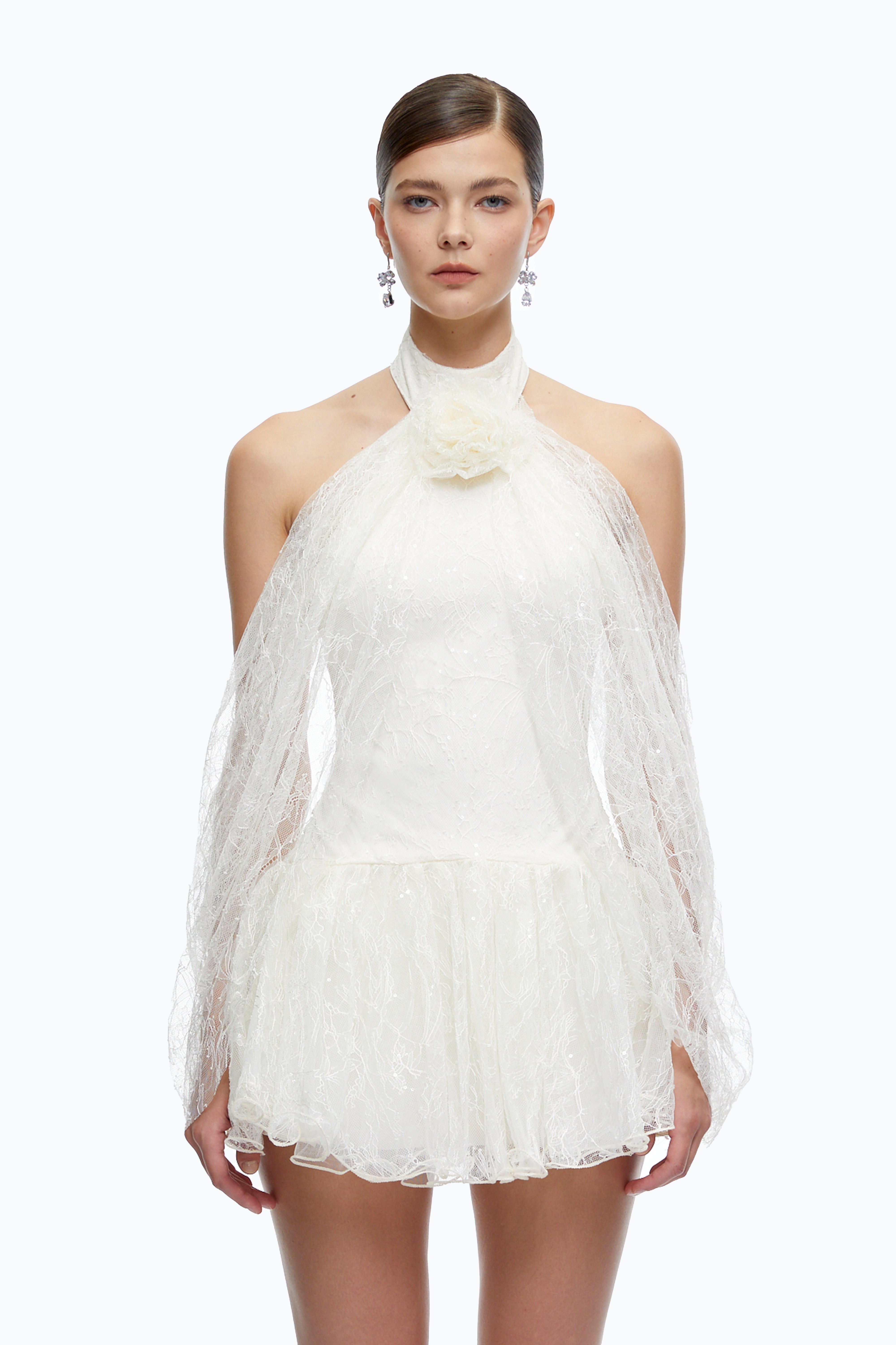 Mini-robe en dentelle à col dos nu Delphine White