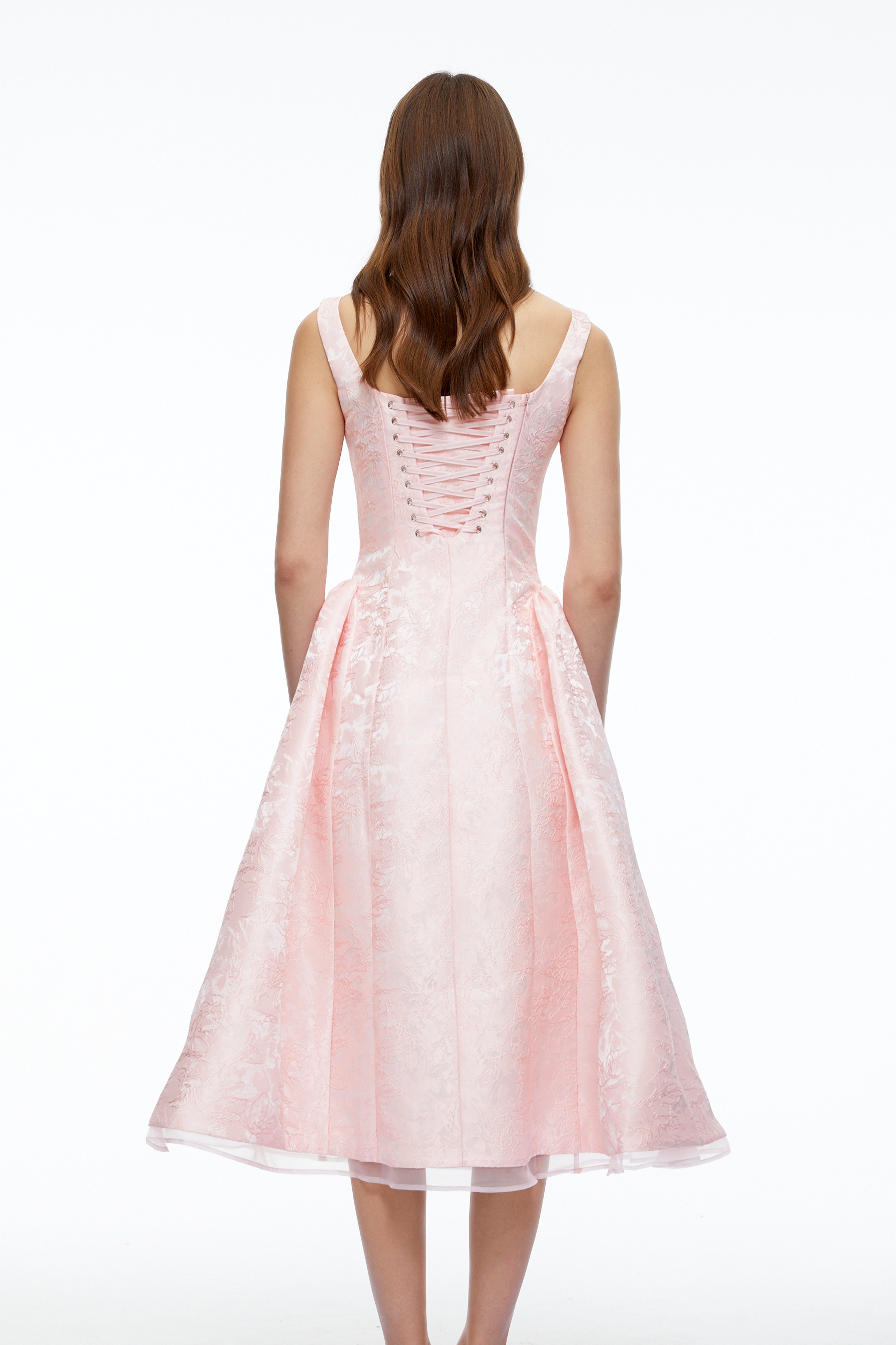 Robe midi à fleurs Edwina Pink à encolure carrée