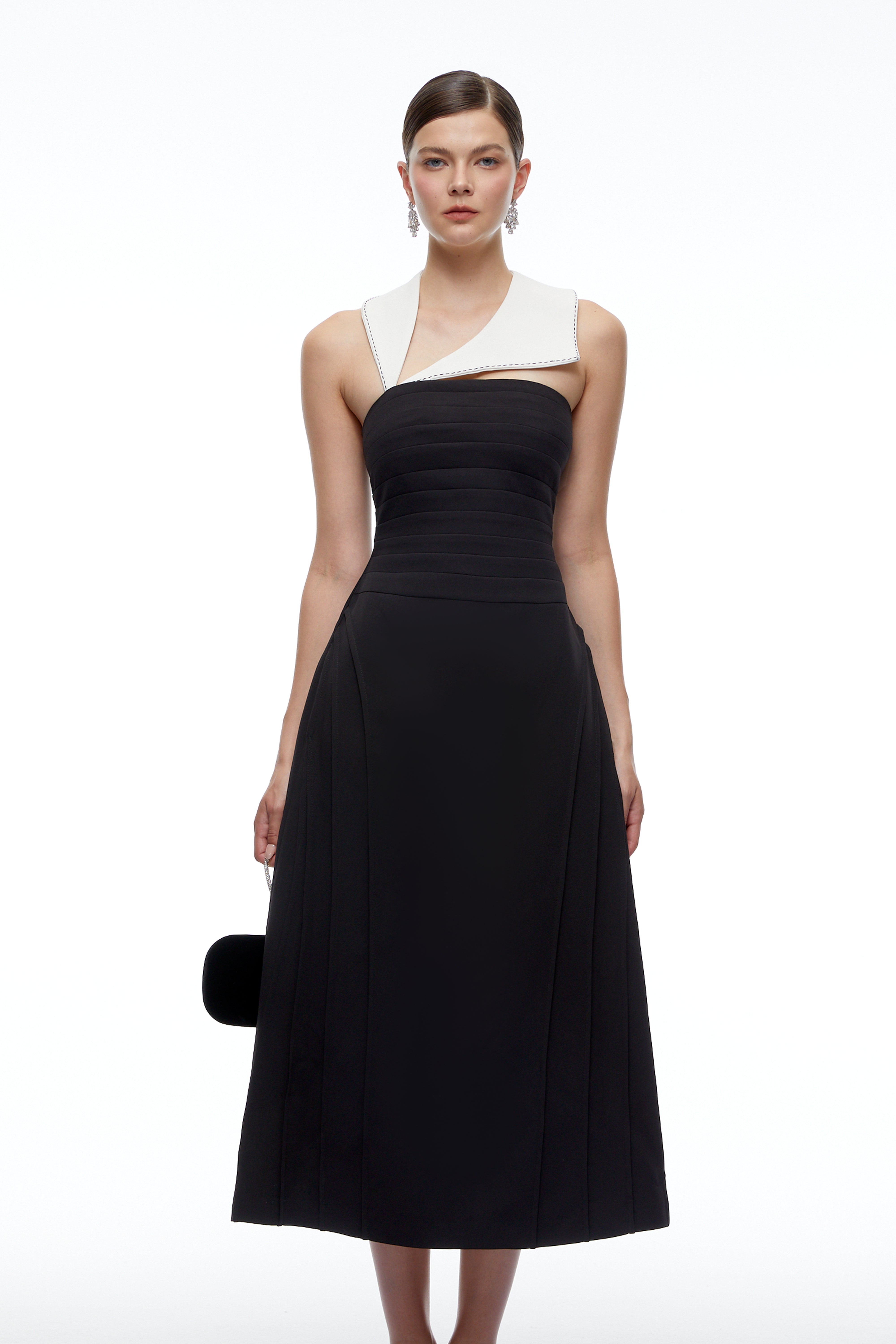 Esmeline Black Contrast Halterneck Midi Dress