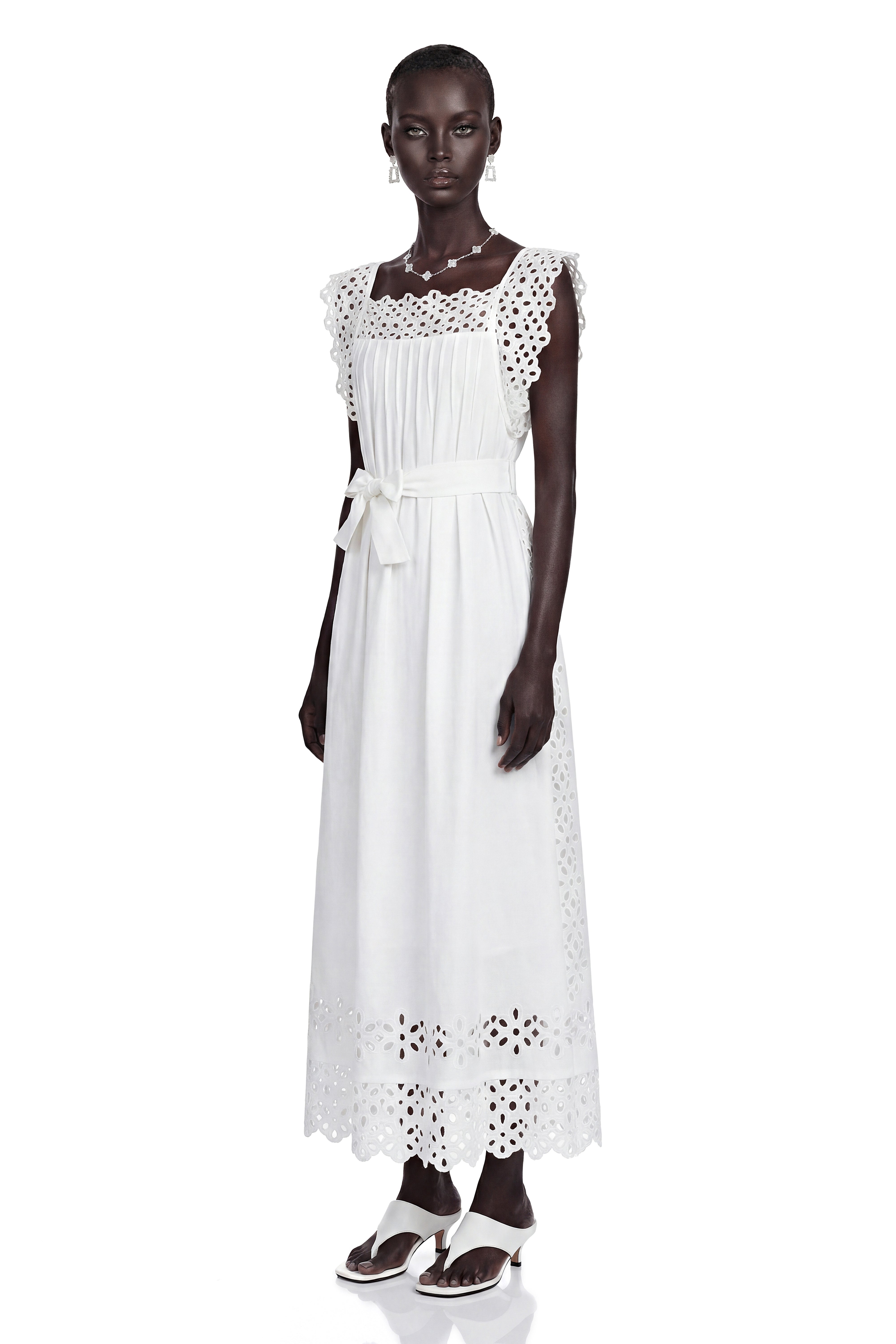 Robe longue plissée à découpes Farrah White