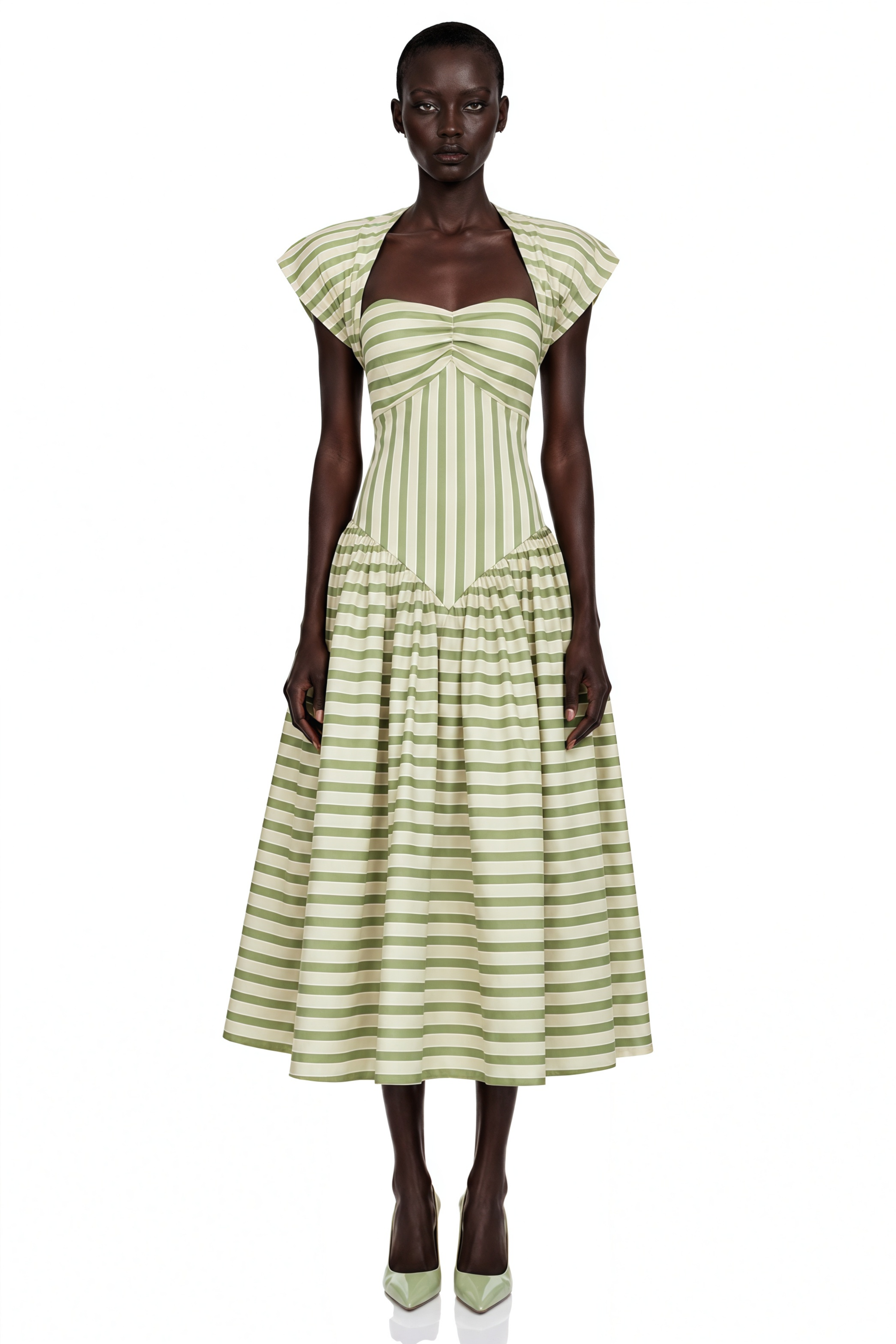 Robe mi-longue Melissa vert émeraude, col en cœur et rayures horizontales