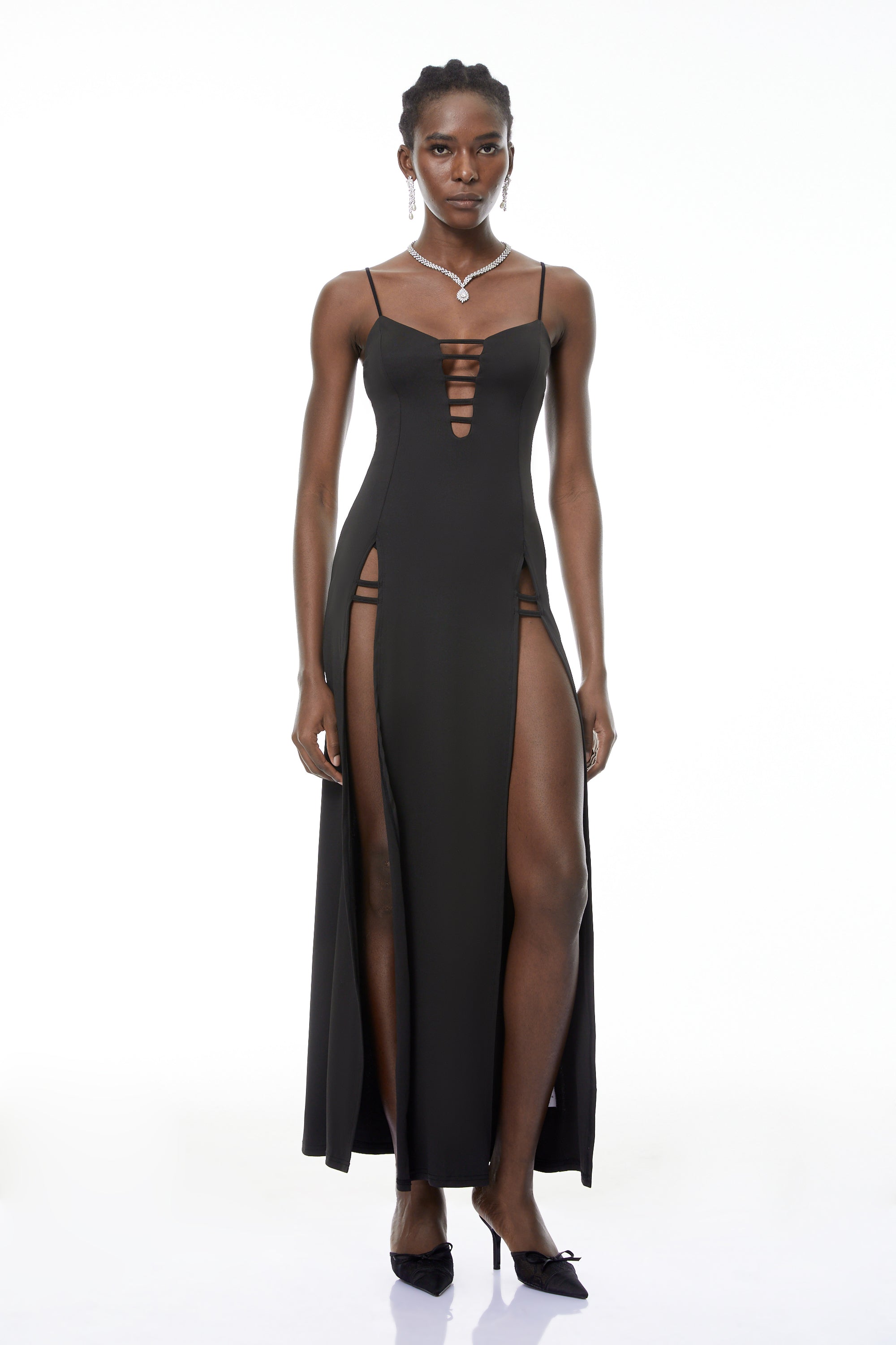 Robe longue à découpes Oona Black avec fente haute