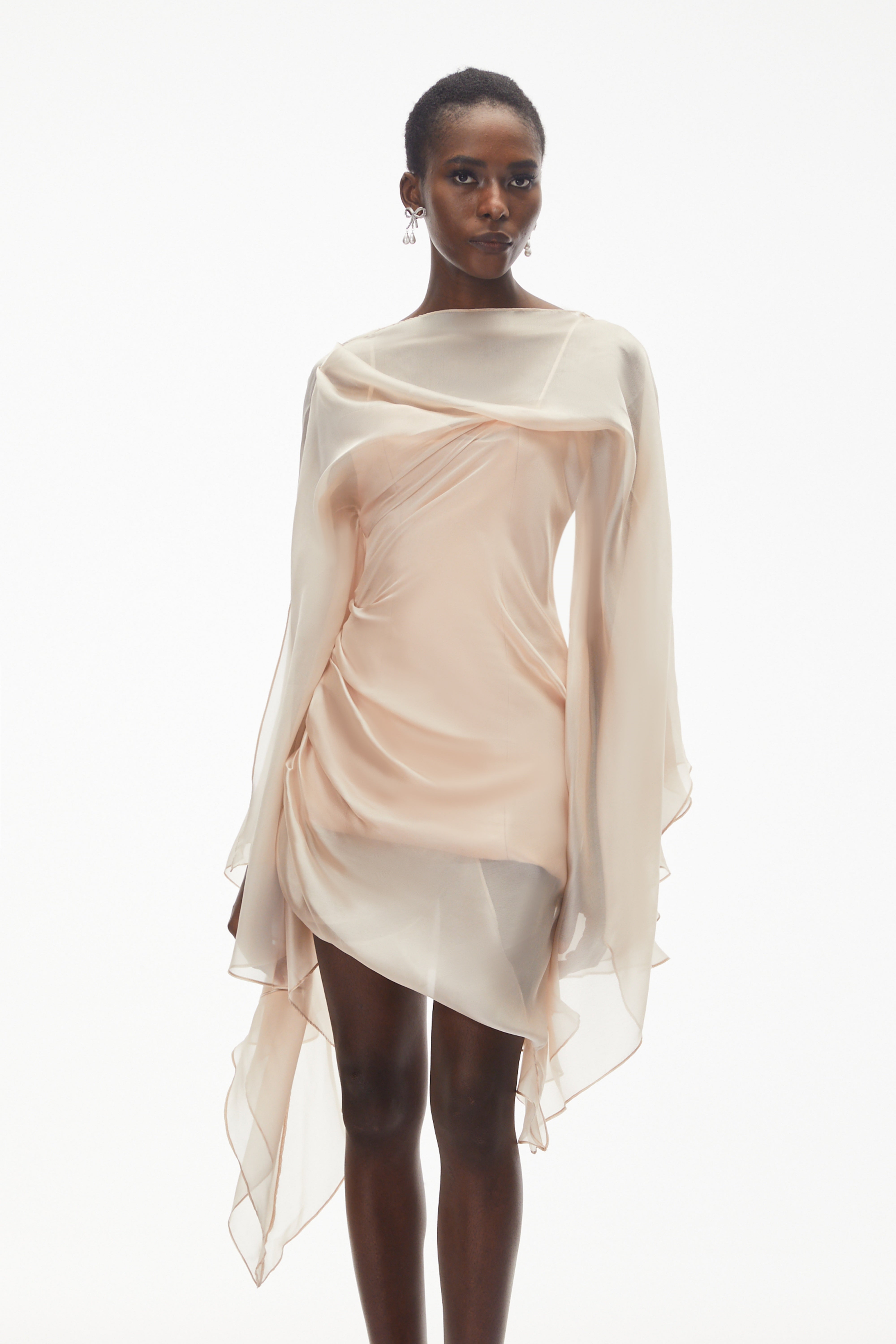 Mini-robe en maille froncée asymétrique Willow Pink