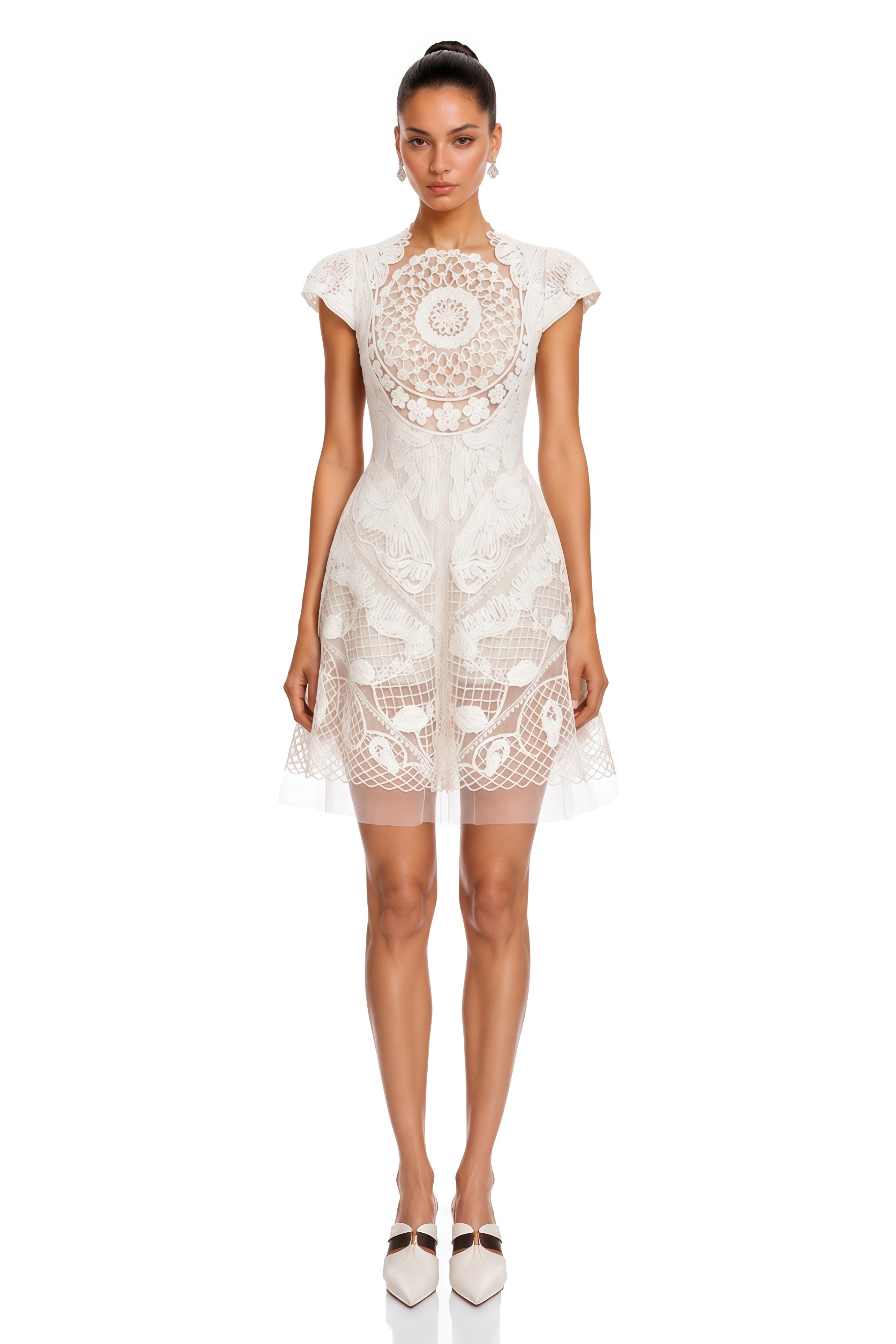 Mini-robe à fleurs en crochet blanc « Zdislava »
