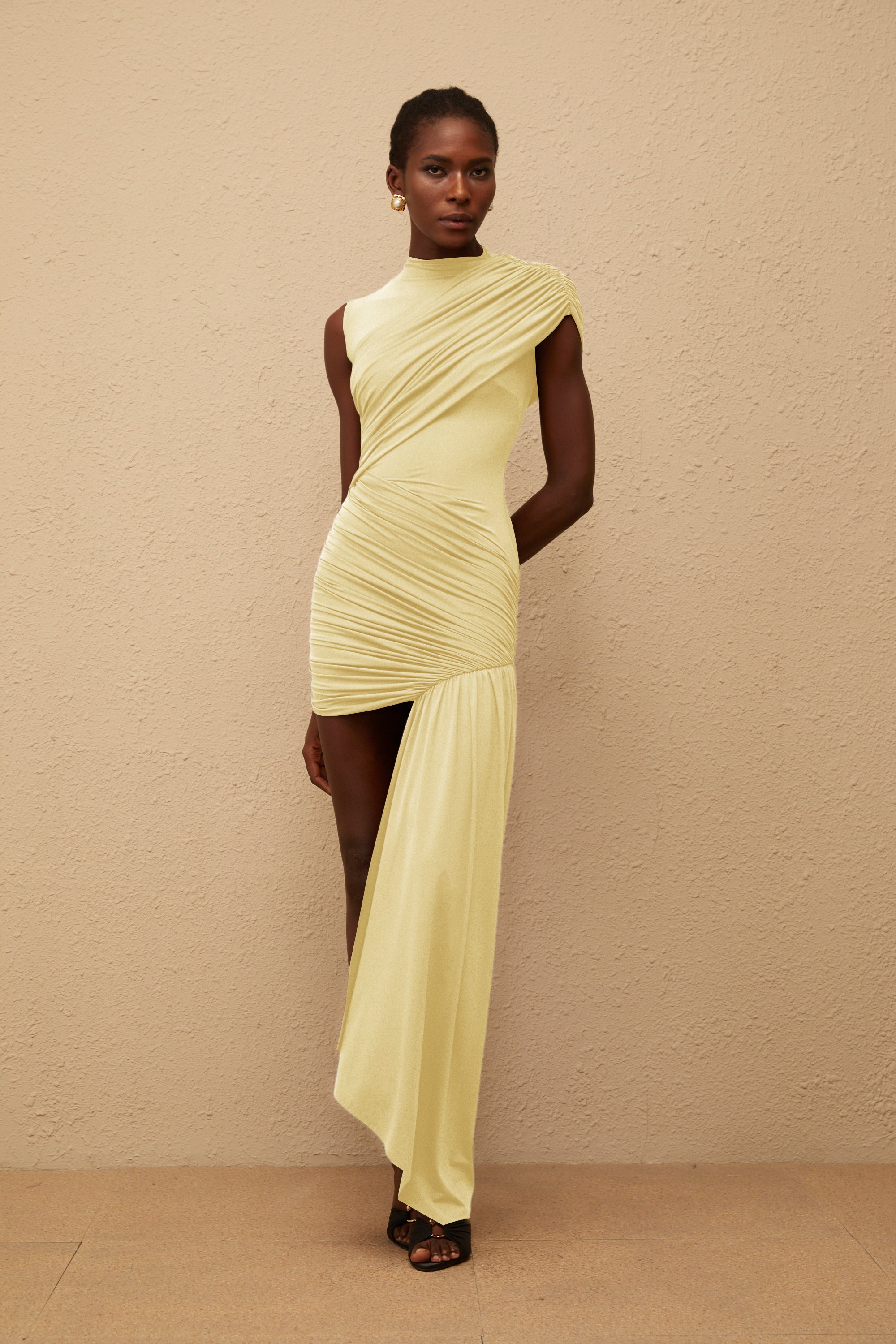 Mini-robe asymétrique froncée Fée Yellow