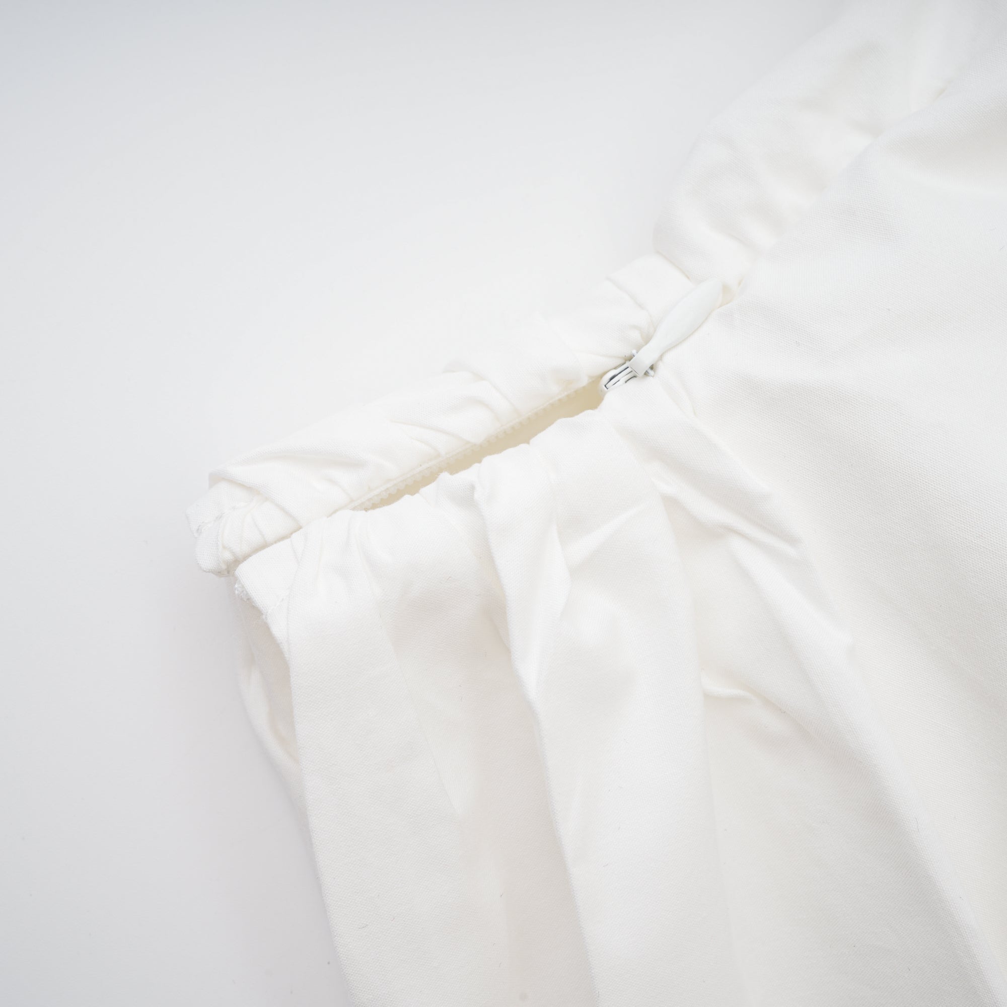 Chemise froncée asymétrique Coline - Miss Rosier - Boutique en ligne pour femmes