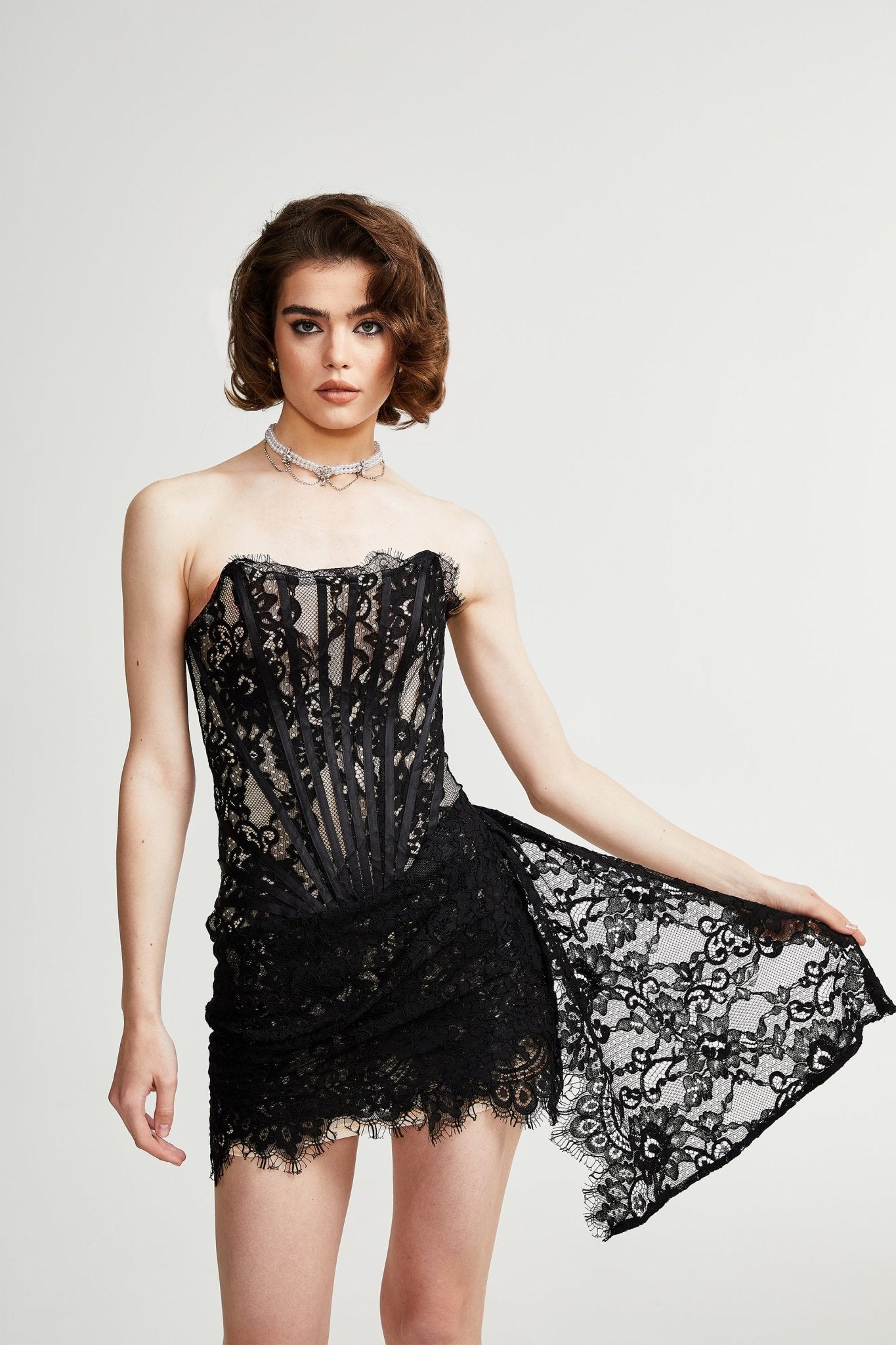 Robe en dentelle Kylitha - Miss Rosier - Boutique en ligne pour femmes