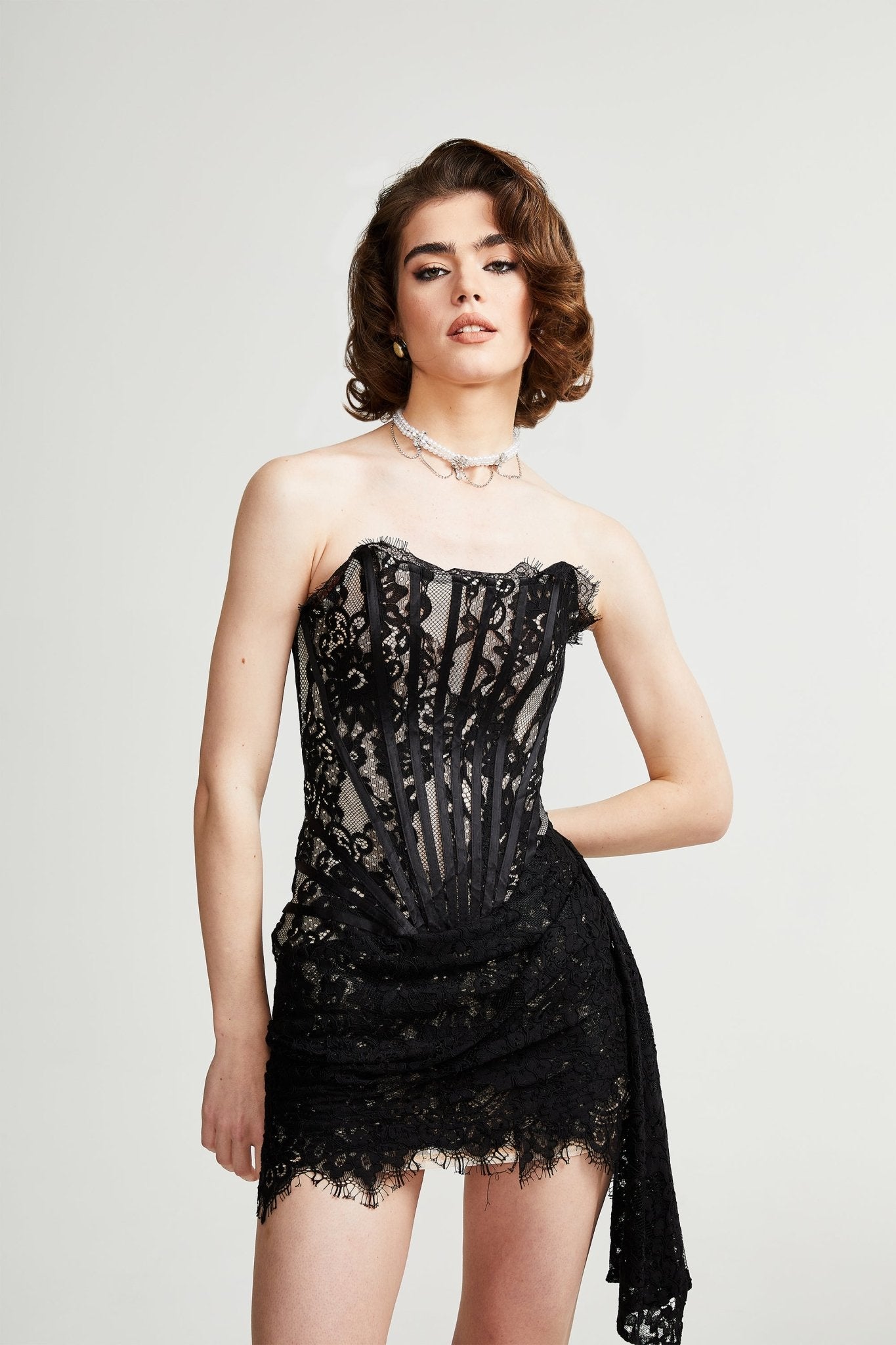 Robe en dentelle Kylitha - Miss Rosier - Boutique en ligne pour femmes